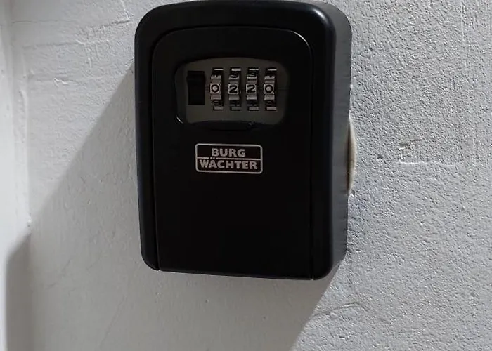 アパートホテル B 3*