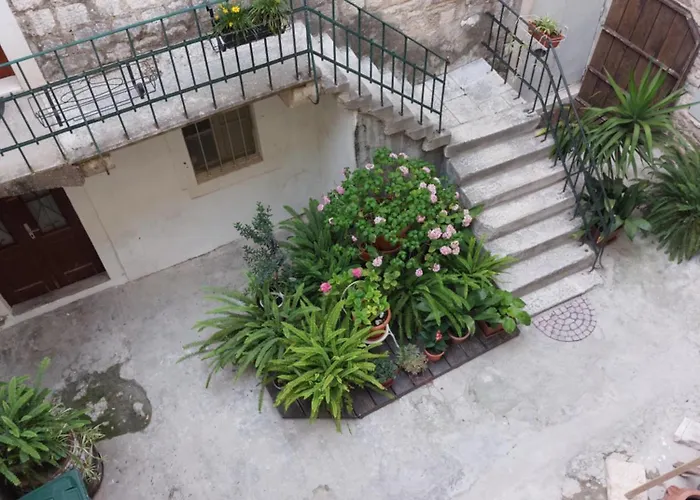 B アパートホテル